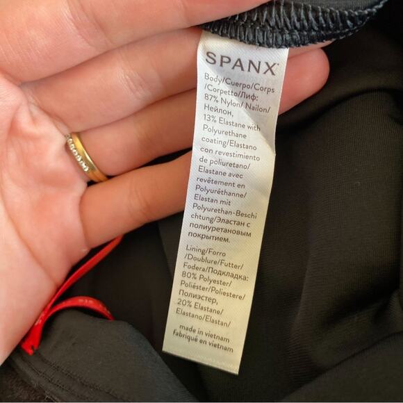 NWT Spanx Faux Leather Camo Leggings - Picture 6 of 7